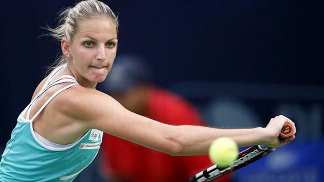 Karolina Pliskova dio cuenta de Alison Riske para quedarse con el Abierto de Nottingham