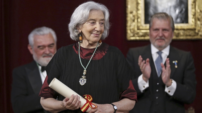 Clara Janés habla sobre 