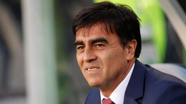 Gustavo Quinteros: Si jugamos al máximo, no importa quién esté delante