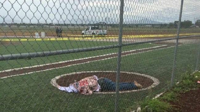 Ataque armado en partido de béisbol dejó dos muertos y varios heridos en México