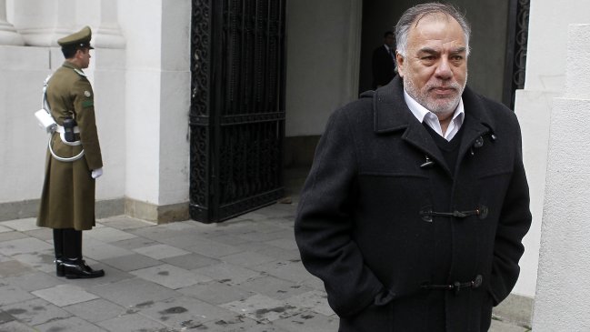 Andrade responde a Burgos: Algunos no tenemos derecho a descansar