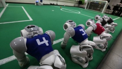 Así es la selección de fútbol robótico de la Universidad de Chile