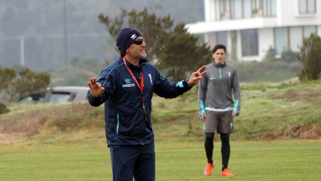 Mario Salas: La UC no tiene el presupuesto de otros clubes y cuesta cerrar con jugadores