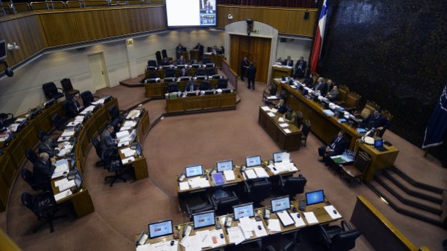 Congreso y gobierno esperan crear comisión para fijar sueldos de autoridades