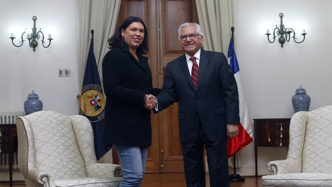 CUT: Compromiso de ministro Fernández con reforma laboral está absolutamente reafirmado