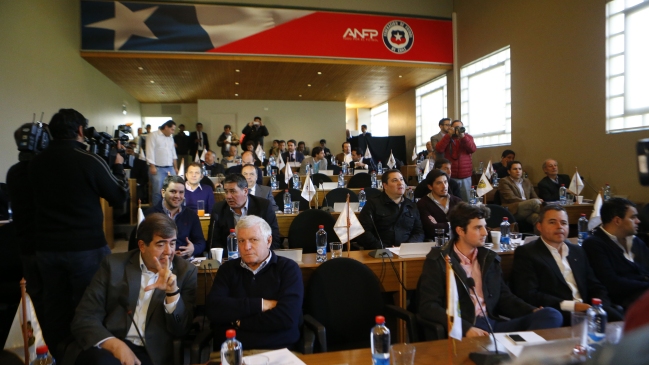 Consejo Presidentes de la ANFP: Se aprobó un solo ascenso y cambió formato de extranjeros