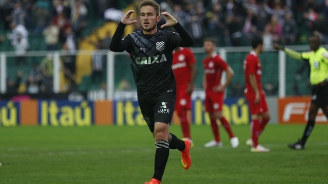 Internacional perdió y cedió el liderato del Brasileirao a Palmeiras