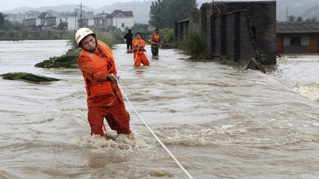 Aumentan las víctimas fatales producto de las lluvias en China