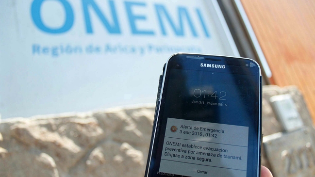 Desde 2017, sólo se comercializarán en Chile teléfonos que permitan dar alertas