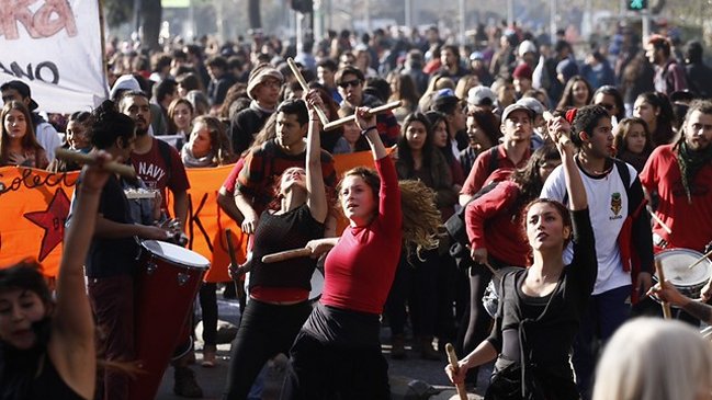 La Confech convocó a nueva marcha estudiantil