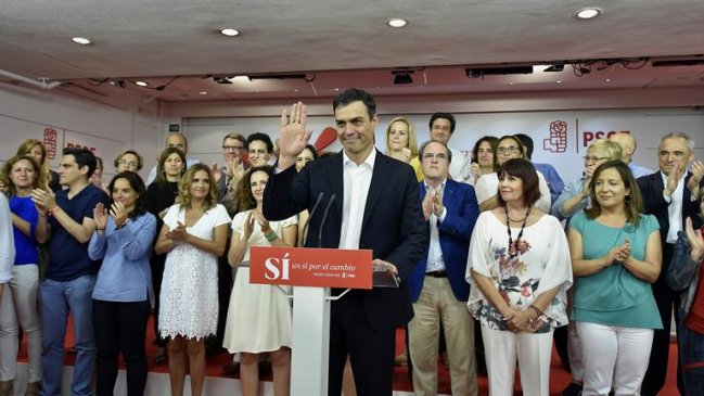 Socialistas descartan apoyar al PP para la formación de gobierno en España