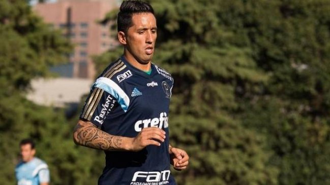 Lucas Barrios puede dejar Palmeiras debido a diferencias con su entrenador