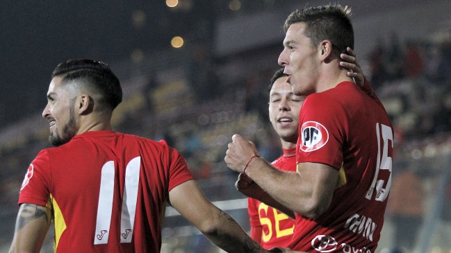 Unión Española recibe a Cerro Porteño en amistoso internacional