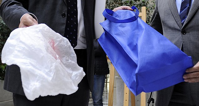 Pirque elimina el uso de bolsas plásticas en el comercio