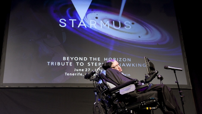 Hawking: No podremos vivir otros mil años sin escapar de la Tierra