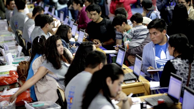 Comienza postulación para rebajar las cuotas del Crédito con Aval del Estado