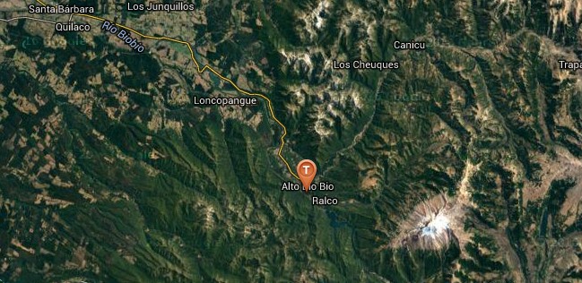 Alto Biobío: Encapuchados quemaron maquinaria e hirieron a un guardia