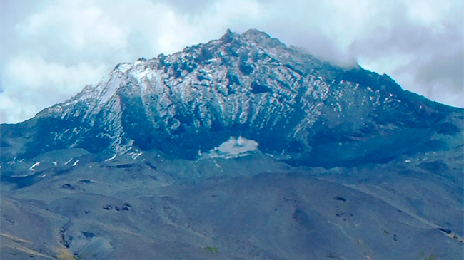 Aumenta actividad en el complejo volcánico Planchón Peteroa