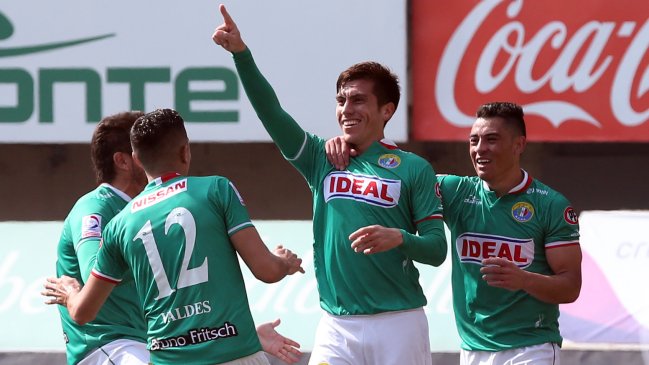 Cornejo suena para suplir salida de Beausejour en Colo Colo, pero en Audax niegan contactos