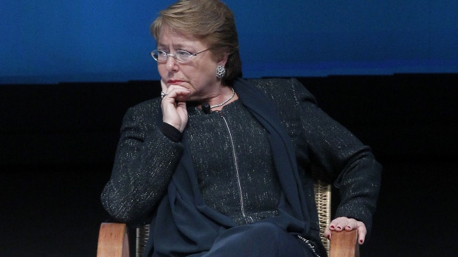 Presidenta Bachelet: La crisis de la política es universal