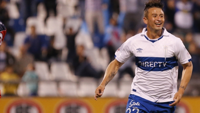 Universidad Católica derrotó a Palestino en amistoso de entrenamiento