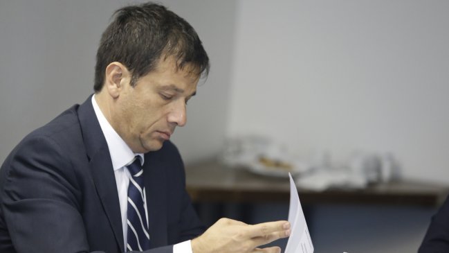 Hacienda: Tenemos completamente financiada la reforma educacional hasta 2018