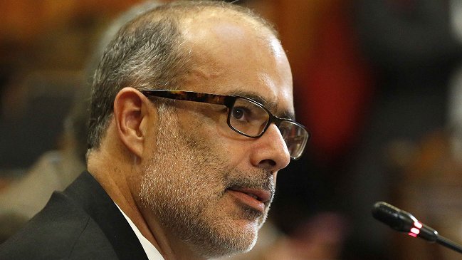 Ministro Hacienda: La sociedad debe preguntarse si quiere financiar una gratuidad total