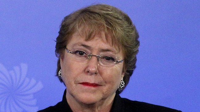Aprobación a Bachelet marcó nuevo mínimo histórico en la encuesta Adimark