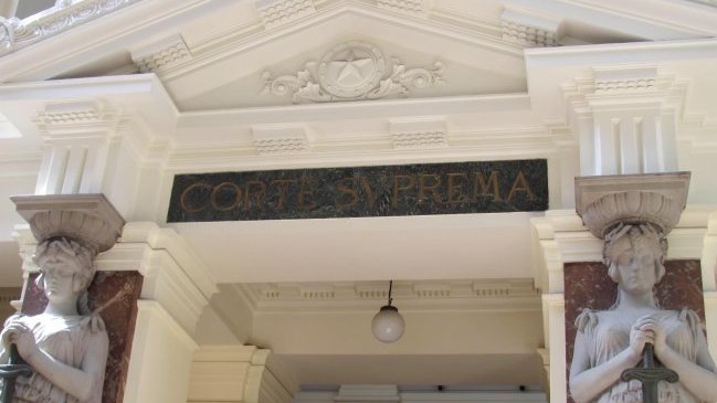 Corte Suprema autorizó a isapres a negar afiliación en base a preexistencias