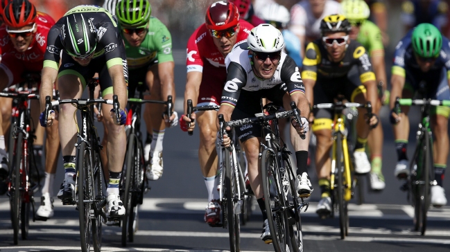Mark Cavendish mostró sus dotes y ganó su tercera etapa en el Tour 2016