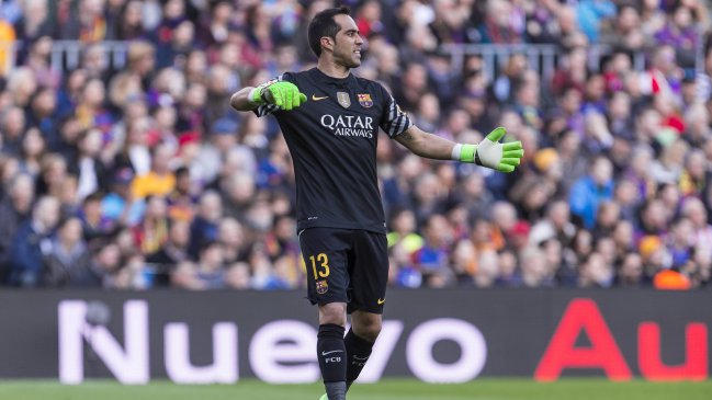 Diario español aseguró que Claudio Bravo está en la mira de Manchester City