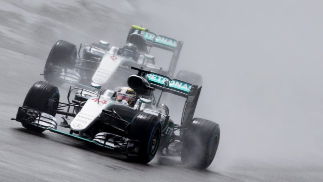 Lewis Hamilton lideró de principio a fin el Gran Premio de Gran Bretaña
