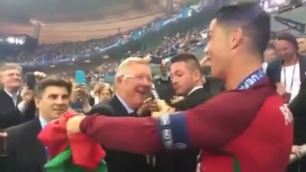   El especial saludo de Alex Ferguson y Cristiano Ronaldo tras la final de la Eurocopa 