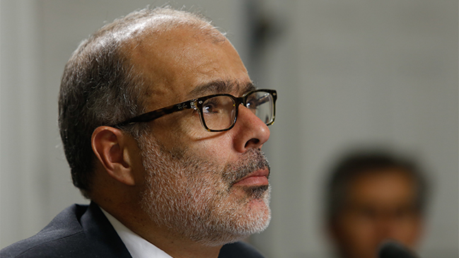 Gobierno recortó proyección de crecimiento para Chile