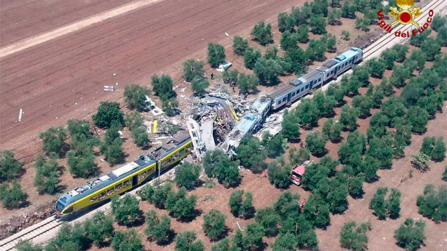 Fatal choque de trenes al sur de Italia