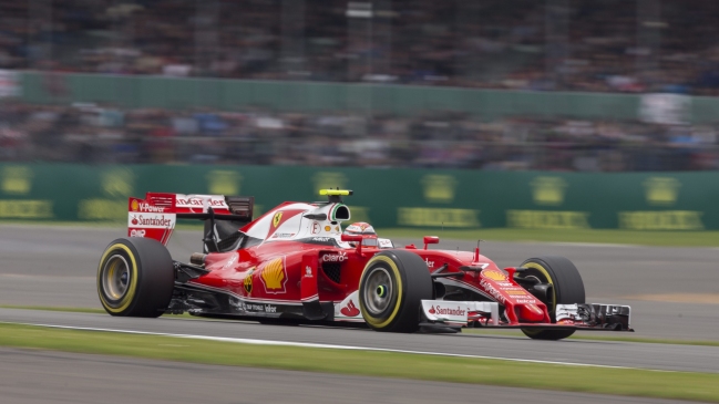 Kimi Raikkonen logró el mejor tiempo en cierre de pruebas en Silverstone