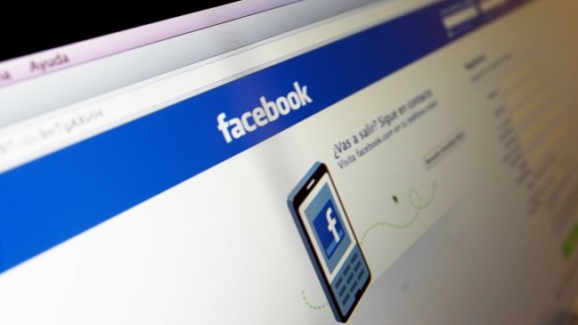 Condenan a 30 días de cárcel a hombre por insultar a rey holandés en Facebook