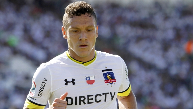 Representante de Javier Reina: El jugador se queda hasta enero en Colo Colo