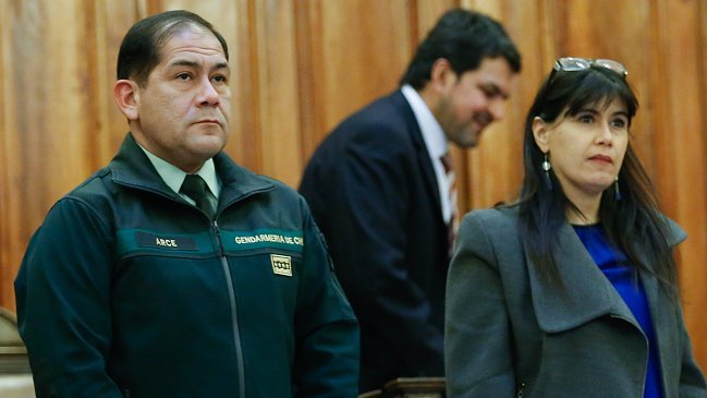 Los coletazos tras las acusaciones del ex director de Gendarmería