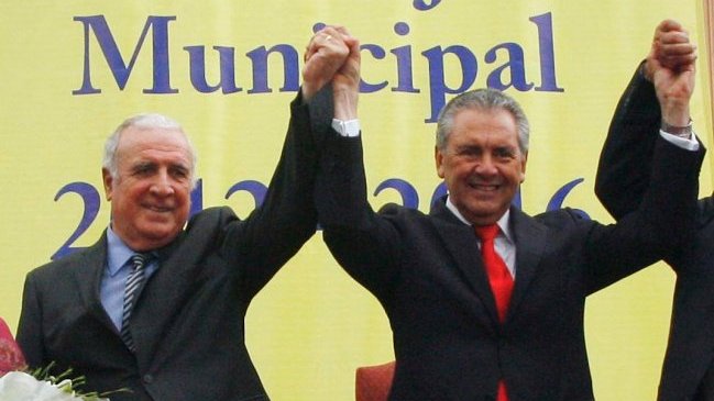 Pedro Sabat: Mi desafío es ganarle a la peor ministra de Salud, Helia Molina