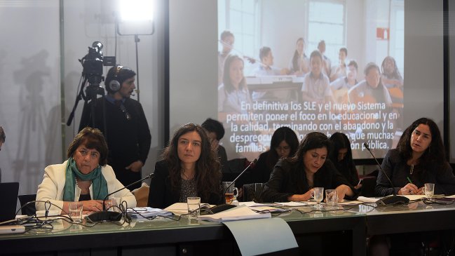 Senado inició debate del proyecto de desmunicipalización