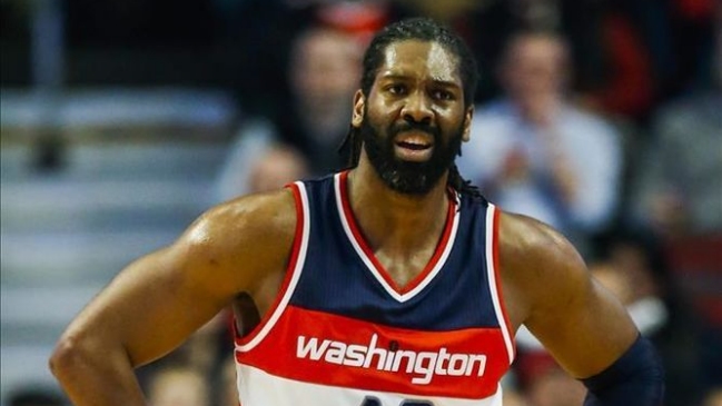 Houston Rockets fichó al pívot brasileño Nené Hilario