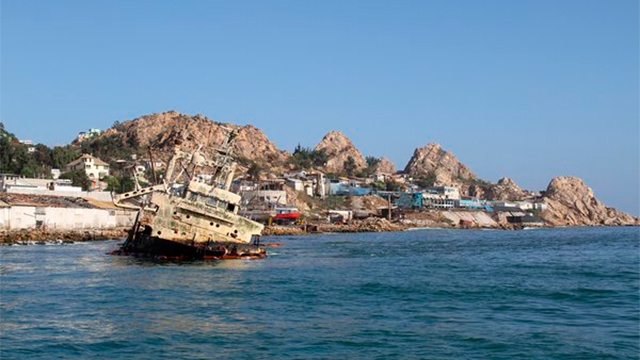 Este miércoles comenzó retiro de restos de buque 