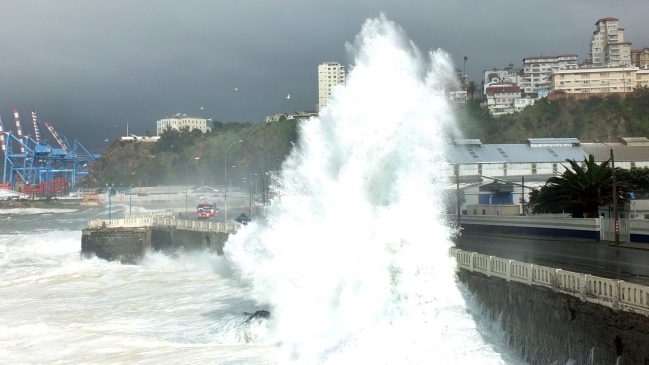 Prevén marejadas y fuertes vientos en el litoral central