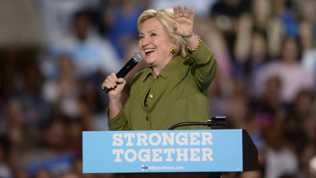 Hillary Clinton anunció al senador Tim Kaine como su compañero en candidatura