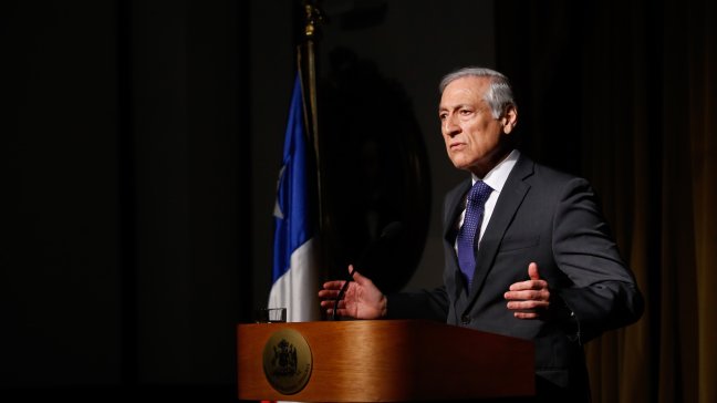 Canciller Muñoz calificó llamado al diálogo de Evo Morales como 