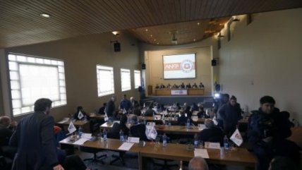   El Consejo de Presidentes se reunió en jornada clave para el fútbol chileno 