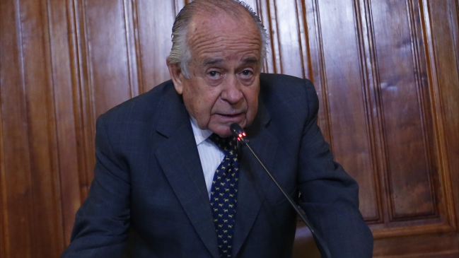 Andrés Zaldívar por pensiones: Hay que aumentar años de imposiciones