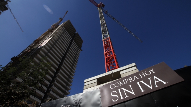 La venta de viviendas cayó 39 por ciento en Santiago