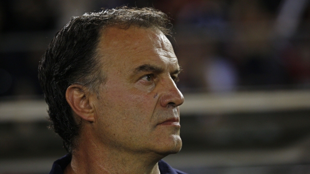 Presidente de la AFA: Bielsa dijo que no es la persona adecuada para técnico de Argentina